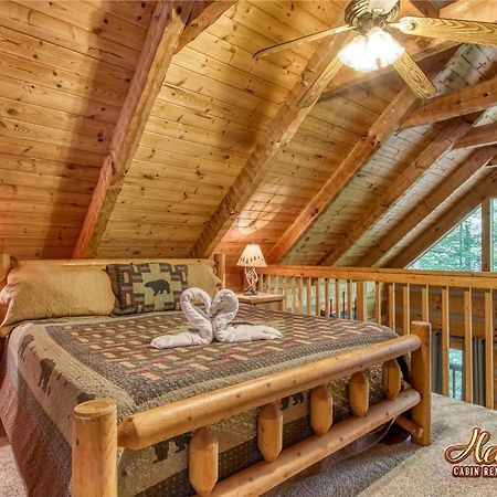 Вилла Cozy Mountain Hideaway Гатлинбург Номер фото