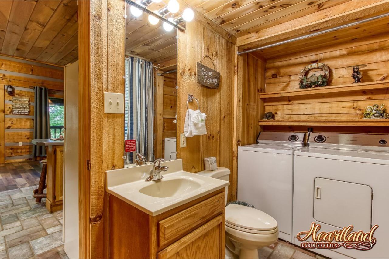 Вилла Cozy Mountain Hideaway Гатлинбург Экстерьер фото