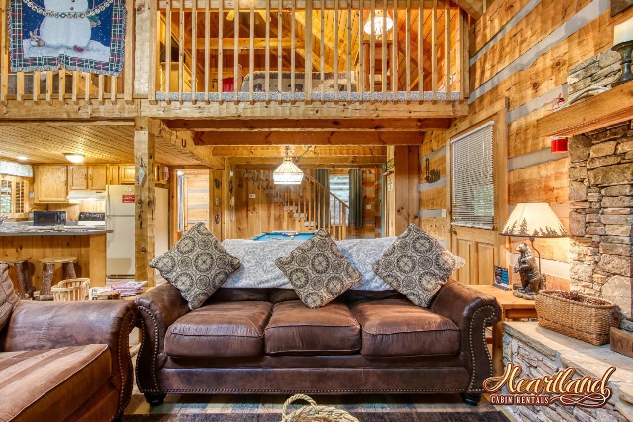 Вилла Cozy Mountain Hideaway Гатлинбург Экстерьер фото