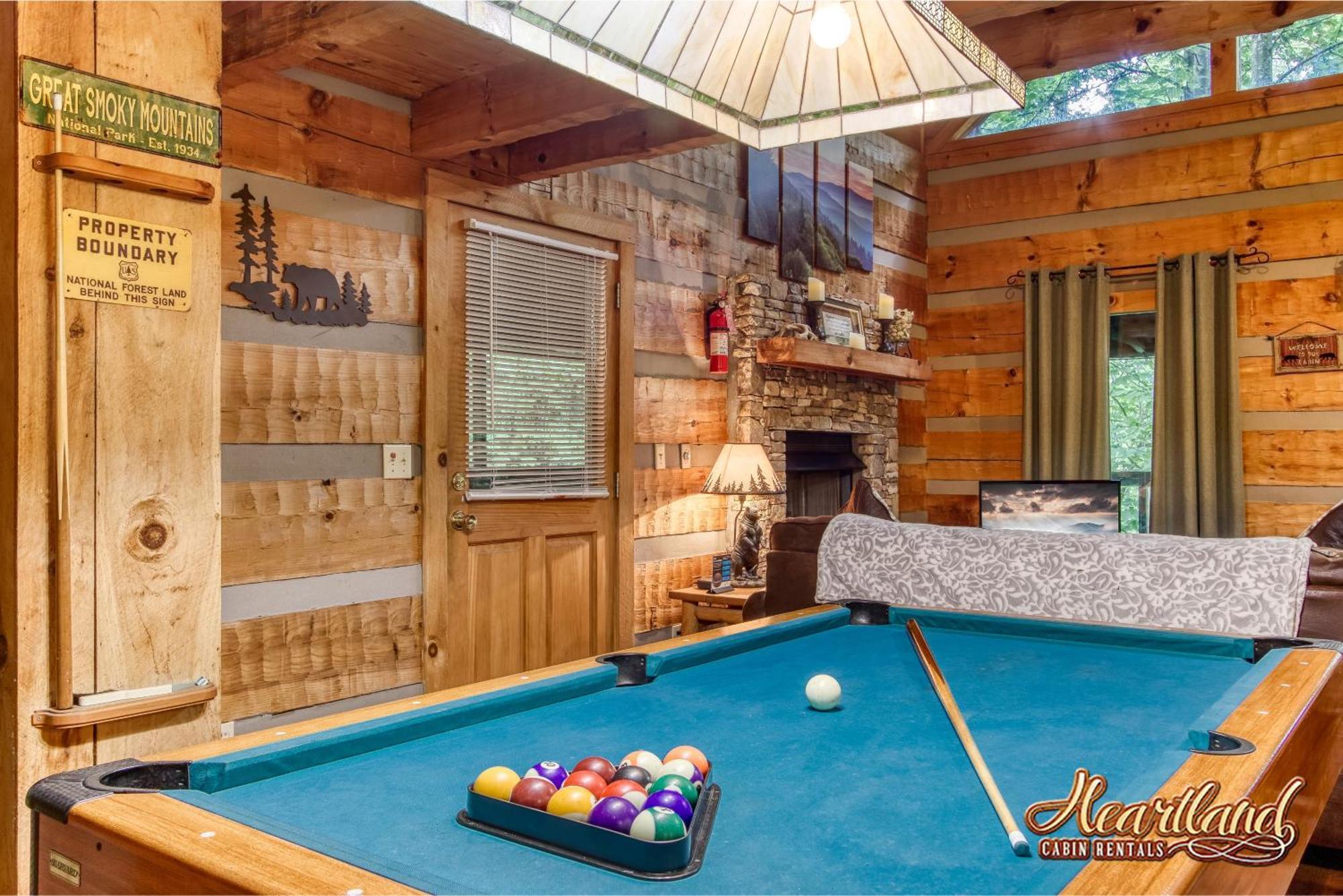 Вилла Cozy Mountain Hideaway Гатлинбург Экстерьер фото